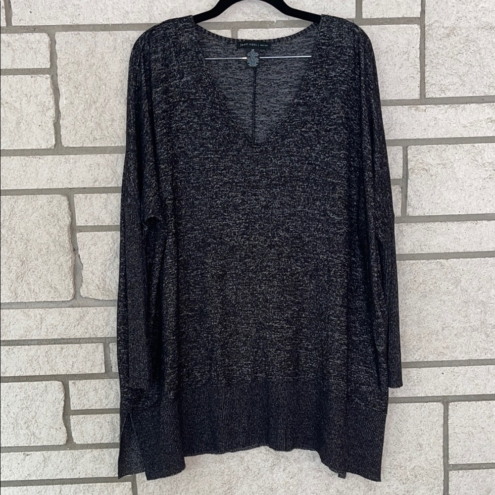 Women's Black V-Neck Top